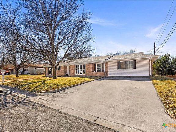 2nd image of 21 Snell Dr