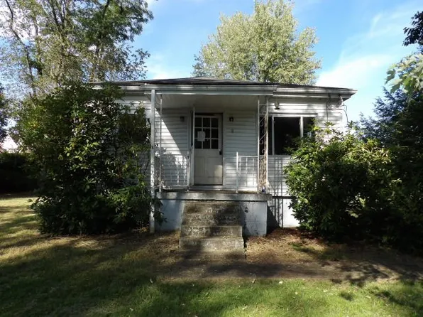 8 5th Ave, Scottdale, PA 15683