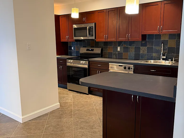 8305 Bergenline Ave #25 — Photo 7