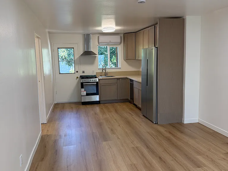 11307 Miranda St #2 — Photo 4
