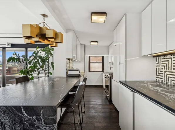 417 Grand Street image 4 of 13