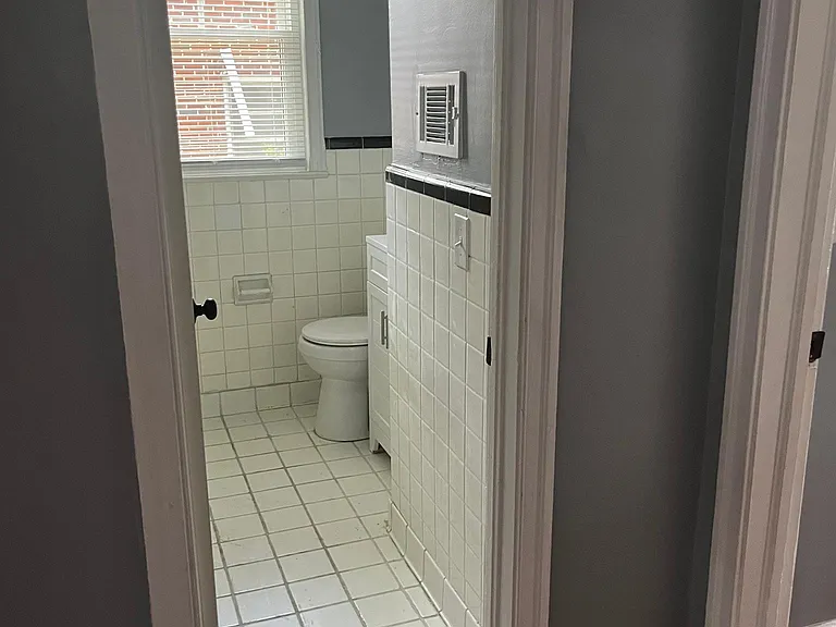 2928 English Ave — Photo 2