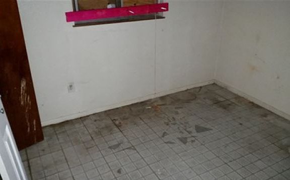 4th image of 181 Millie Dr