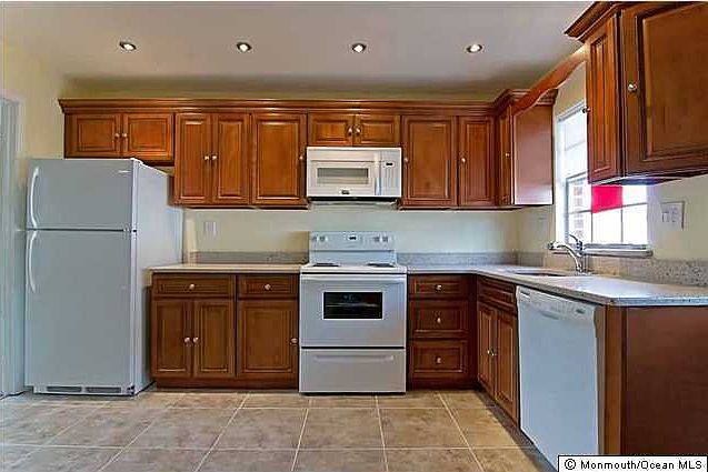 1st image of 936 Thornhill Court #A