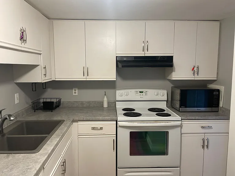 1510 Richmond St #410 — Photo 18