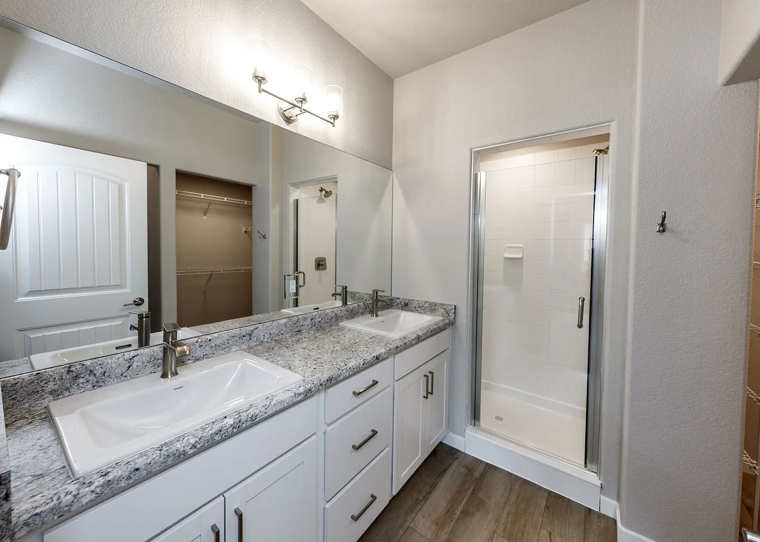 Brand-New 3BR/2.5BA Townhome with 1,100 Sq Ft Basement & 2 Garages in Palomino Ranch — Photo 3