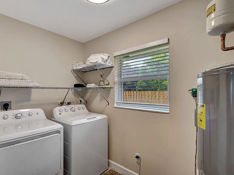13792 Yarmouth Dr — Photo 7