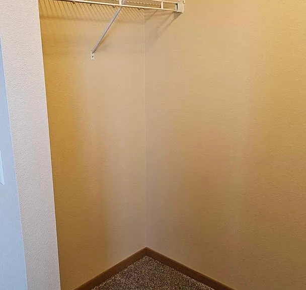 Belcastle Apartments — Photo 69