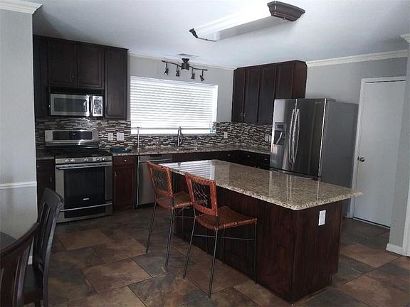 2nd image of 1412 Condor Dr