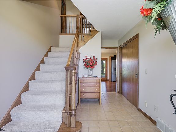 2nd image of 4564 Garber Dr NW