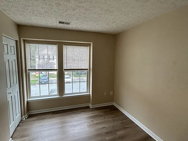 4954 Bristle Cone Cir — Photo 17