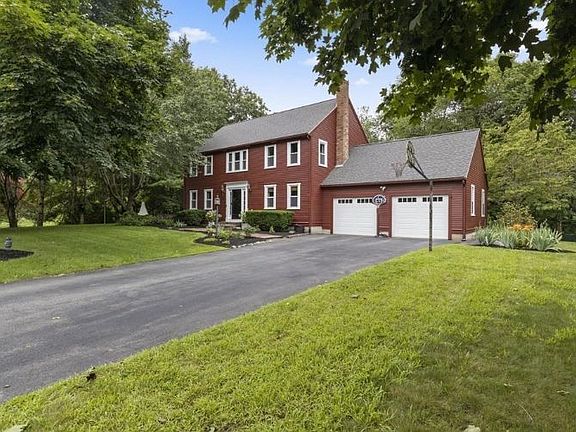 2nd image of 35 Christina Dr