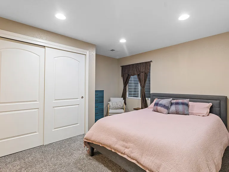 1552 Edenbridge Dr — Photo 27