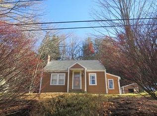 40 Pease Ave, Monson, MA 01057