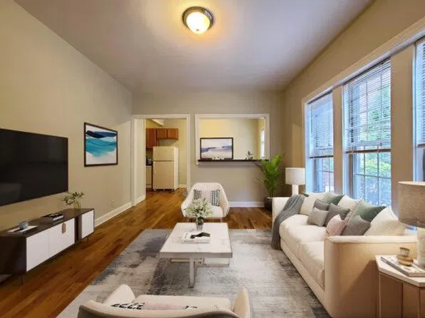 620-28 West Barry