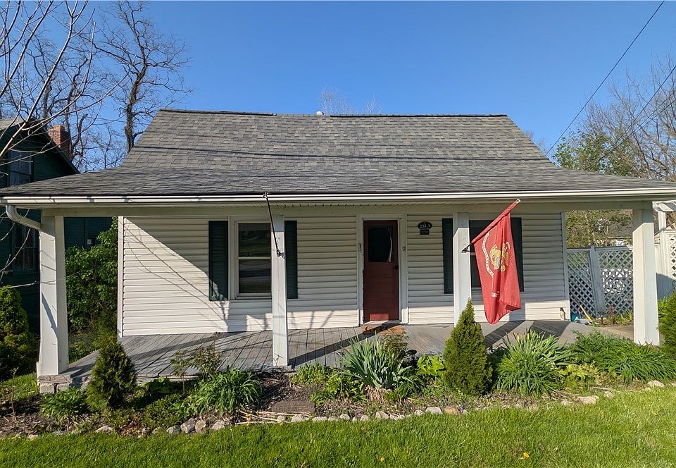 1st image of 232 Chagrin Blvd