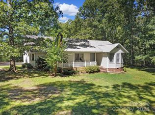 1830 Hollybrook Ln, Lancaster, SC 29720