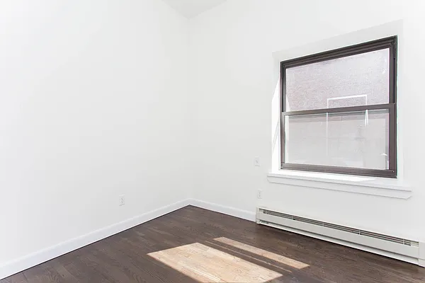 Rented by Mirador Real Estate | media 10