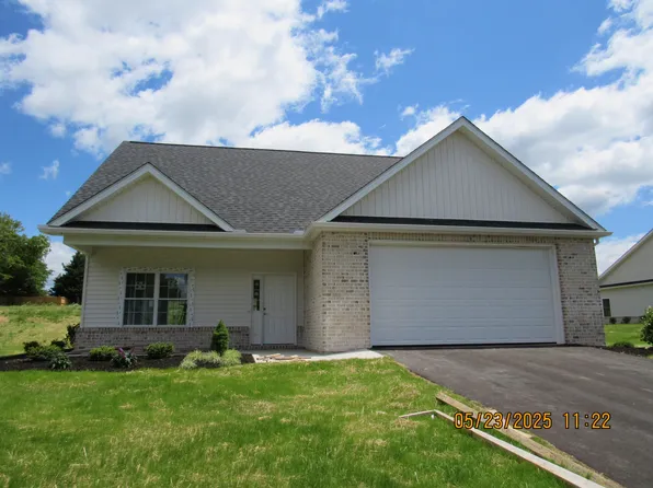 5530 New Pleasant Way, Salem, VA 24153