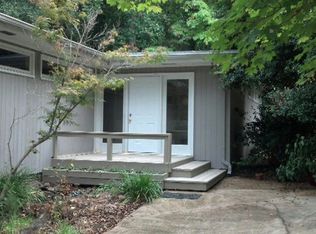 775 Cary Dr, Auburn, AL 36830