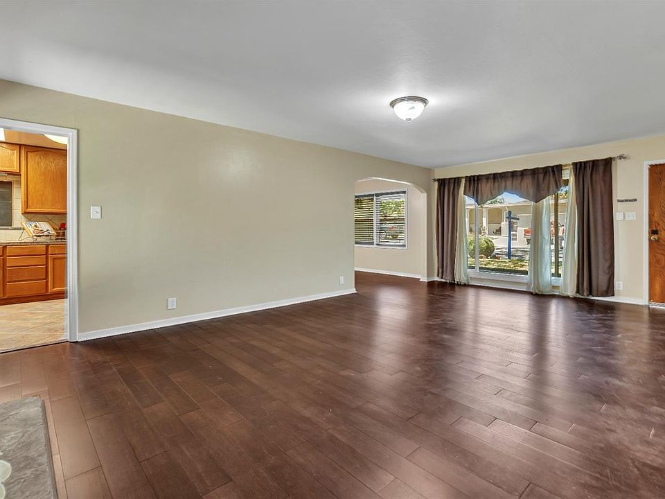1st image of 221 Claremont Ave