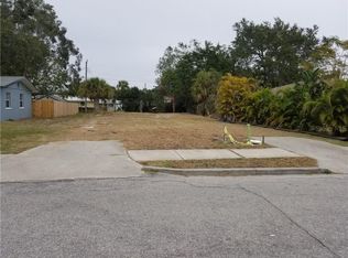 2073 Grove St, Sarasota, FL 34239