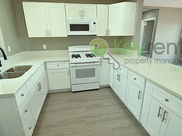 652 N Cuyamaca St N — Photo 10