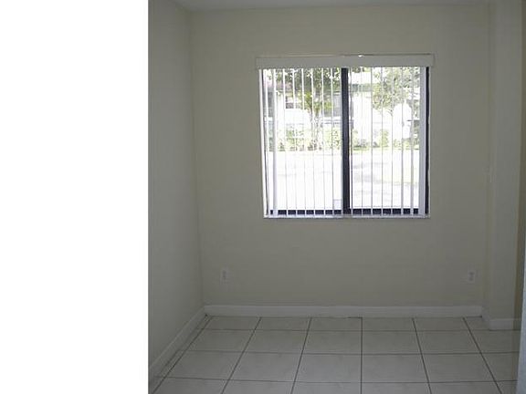 5th image of 9088 NW 40th St