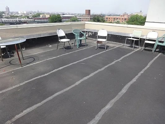 Rented by Blue Egg Realty Corp | media 76