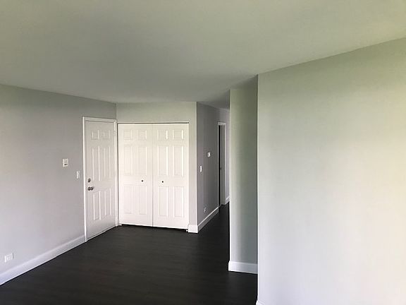 5th image of 1410 Shore Ct APT C-1
