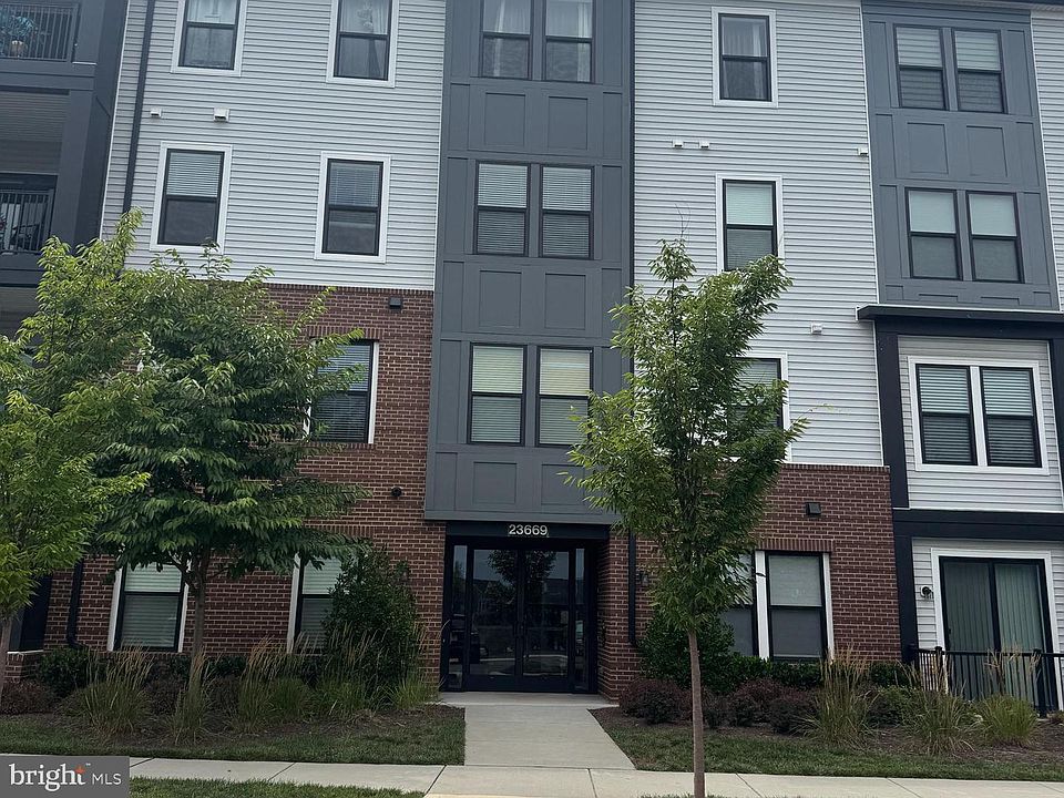 1st image of 23669 Golden Embers Sq Unit 403