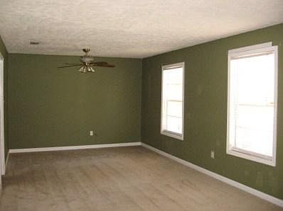 3rd image of 3123 Wallace Dr