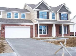 7064 Oxford Ln, McCordsville, IN 46055