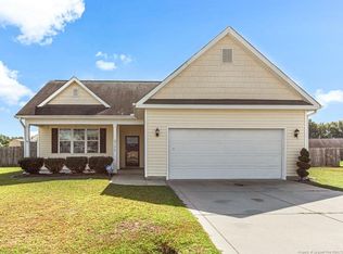 156 Sandstone Dr, Raeford, NC 28376