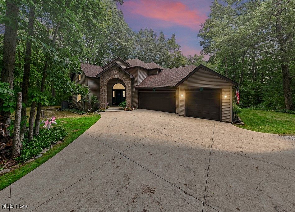 松村2 5531 Winter Brook Dr, Valley City, OH 44280 | Zillow