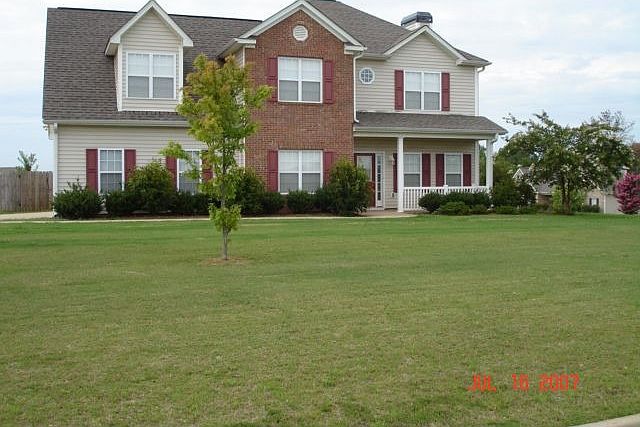 Beautiful Home On 1 Acre