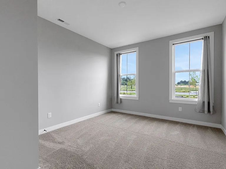 6032 Windsor Dr — Photo 12
