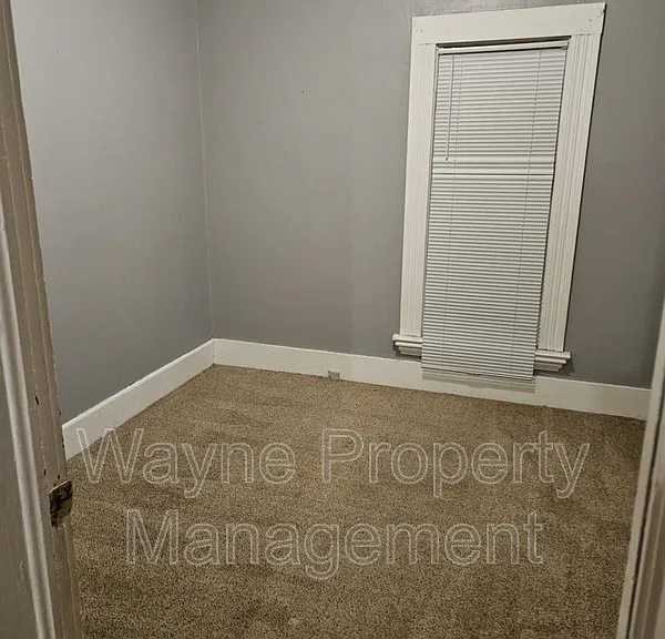 217 N Lincoln Ave — Photo 4