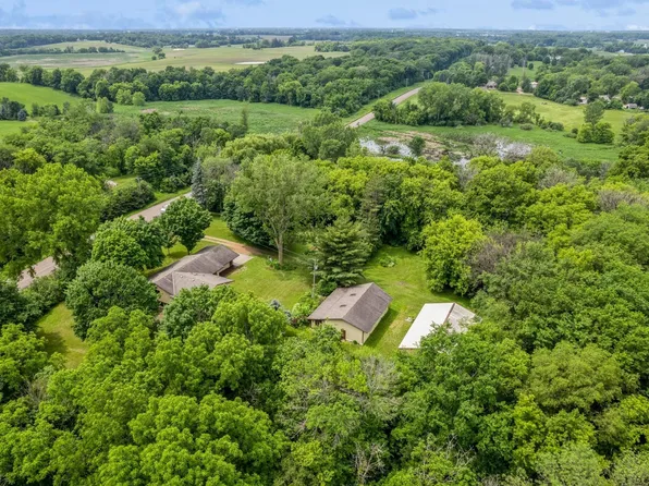 1640 95th St SE, Delano, MN 55328