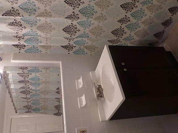 4th image of 1300 SE 1st St APT 33