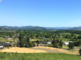 347 Madera Ln, Roseburg, OR