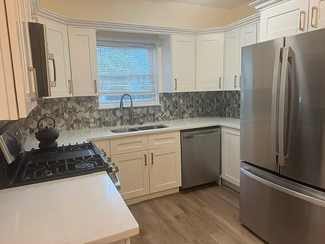 545 W 236th St #3G — Photo 1