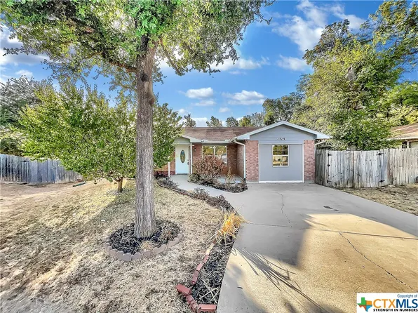 1213 E Avenue M, Belton, TX 76513