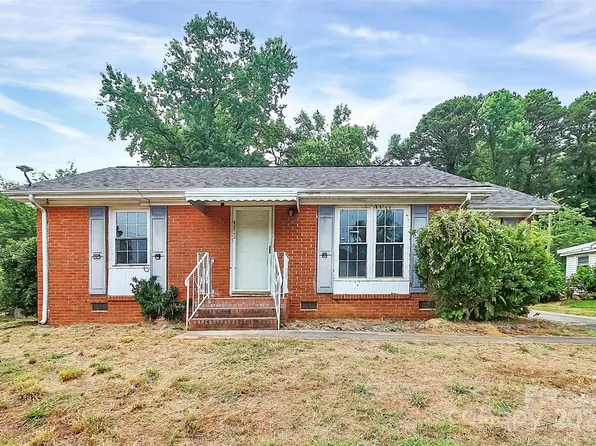 4823 Springview Rd, Charlotte, NC 28213