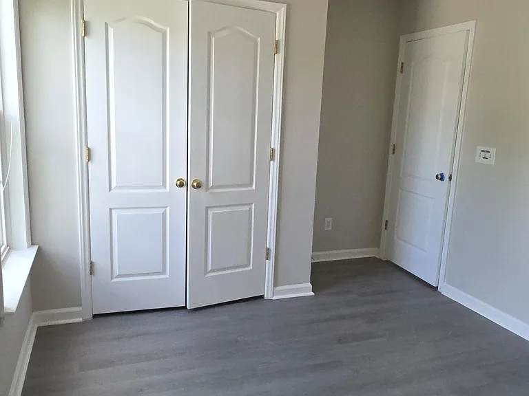 9213 Sulkirk Dr — Photo 16