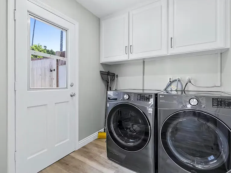 7771 Ellis Ave — Photo 17