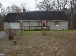 6217 Robinson Rd, Hancock, MD 21750