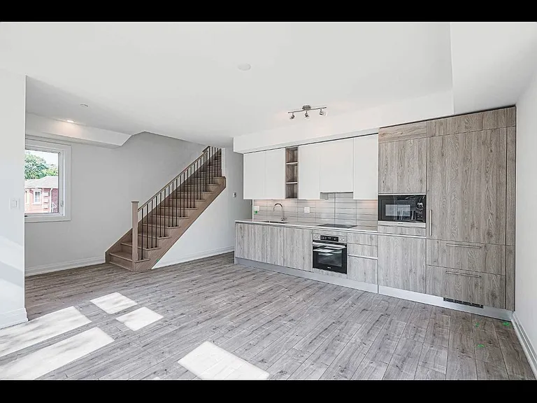 28 Marina Ave #23 — Photo 6