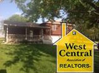 352 NE 251st Rd, Clinton, MO 64735