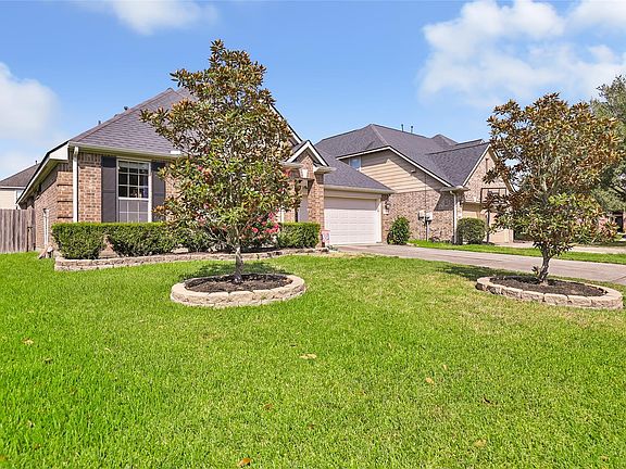 2nd image of 16011 Walnut Shores Dr